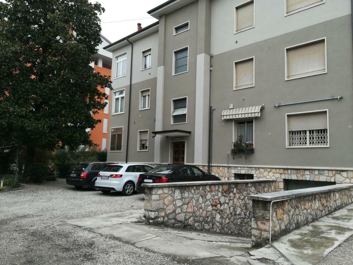 Luna Apartment Βερόνα Εξωτερικό φωτογραφία